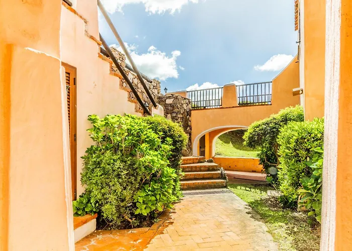 Porto Cervo-cala Del Faro Parking-sea-garden