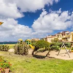 Porto Cervo-cala Del Faro Parking-sea-garden פורטו צ'רבו